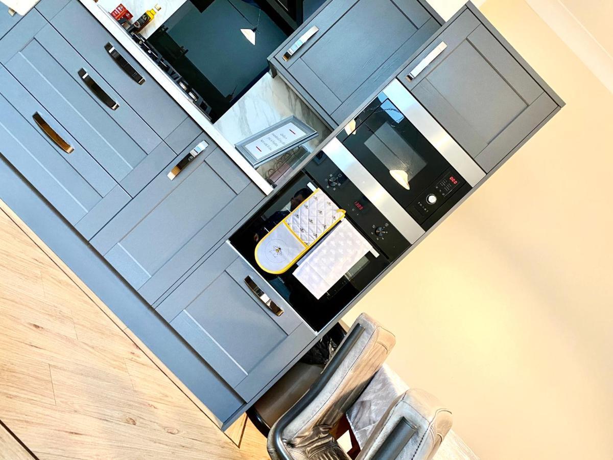 Serviced Accommodation Moray Lesmurdie House, Elgin - Free Parking, Free Wifi Exterior foto